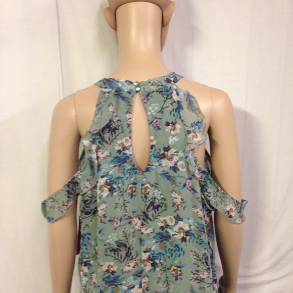 Xhilaration Cold Shoulder Dress NWT - Picture 3 of 4